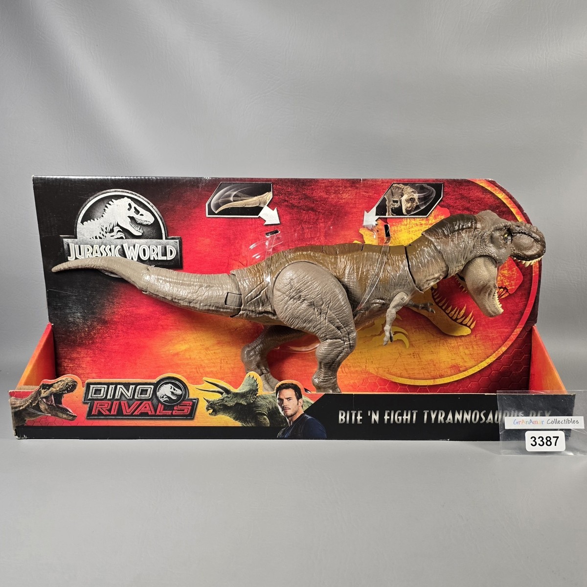 Jurassic World Bite 'n Fight Tyrannosaurus T-Rex Dino Rivals