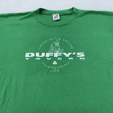 Vintage Duffy's Tavern Shirt Mens L/XL Paterson NJ Irish Bar Shamrock 90s USA