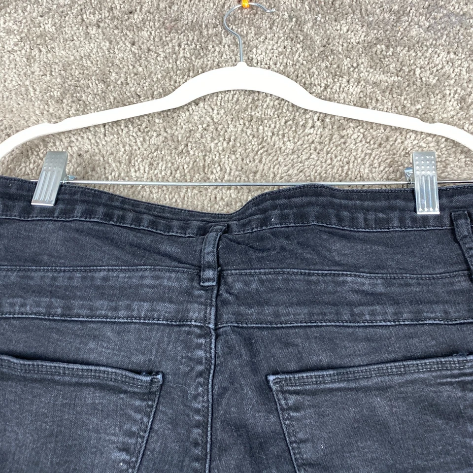 Pantalón corto Refuge Denim con puños para mujer 12 negro tiro alto lavado carbón botón añadido Foto 4 de 4