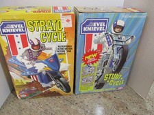EVEL KNIEVEL STRATO-CYCLE & STUNT CYCLE (LOT OF 2) ORIGINALS NEVER OPENED 70s