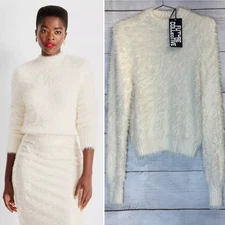 Future Collective Crewneck Eyelash Sweater Fluffy Fuzzy Top S Small NWT