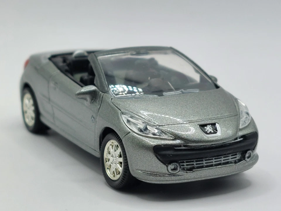 Norev 3 Inches  1/64. Peugeot 207 CC Roland Garros Grigio. Nuovo Con Scatola.  - Immagine 3 di 4