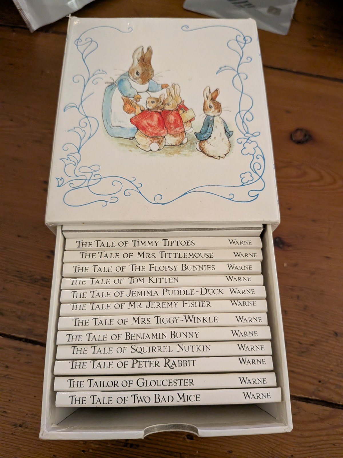 Vintage Set Of 12 Beatrix Potter Miniature World of Peter Rabbit Books From 1989