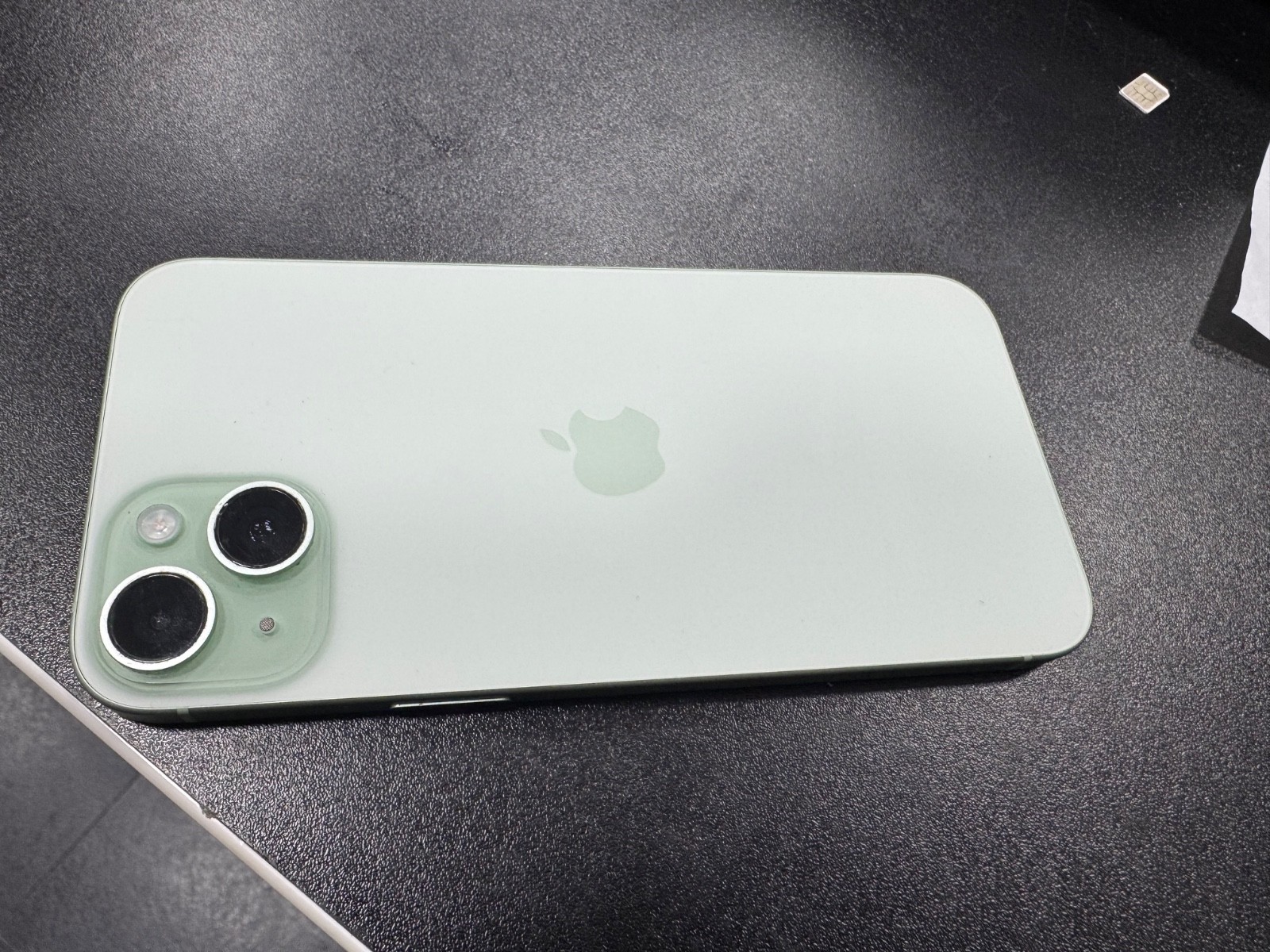 Apple iPhone 15 Plus - 128GB - Green (Unlocked)