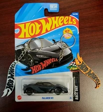 Hot Wheels MCLAREN W1, Gray,Black, Q CASE, #142 1st Edition, Plus 1 Keychain