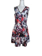 Simply Vera Vera Wang Dress Medium Sleeveless Floral Shift Sheath Casual Work