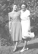6C Photograph Portrait Two Pretty Women Dresses Embrace Lovely Ladies 1940-50's 