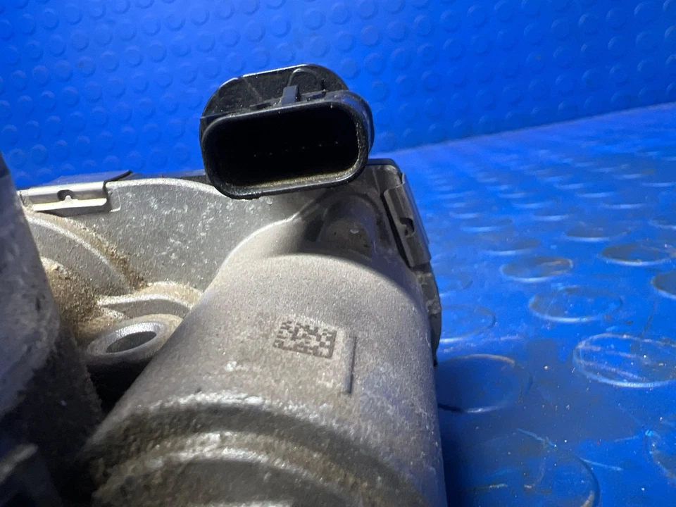 GM 3.6L Throttle Valve Assembly Throttle Body OEM 12632172 - Image 3 of 4