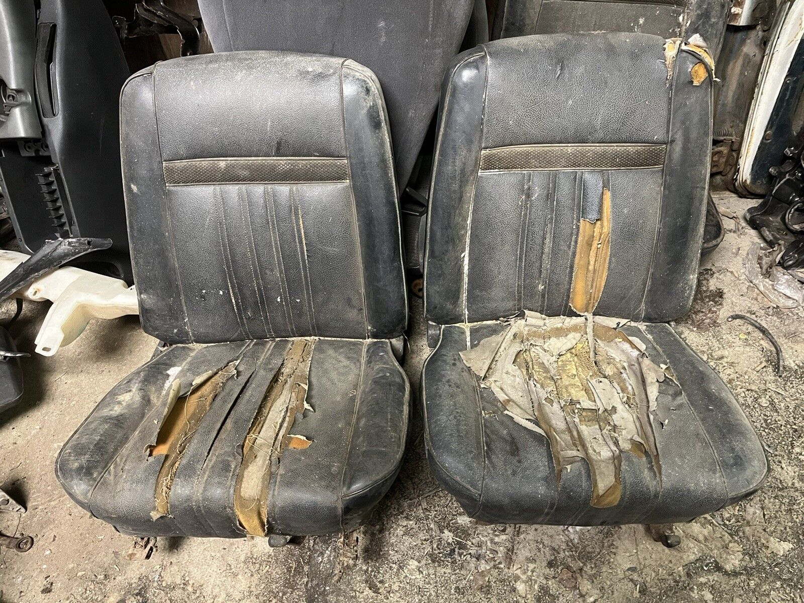 1964 1965 1967 1968 FORD MUSTANG COUGAR Pair Bucket Seat Seats Project Oem Low !