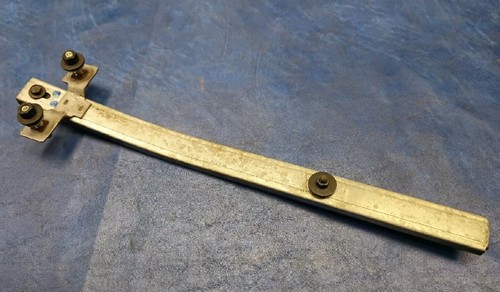 93-02 CAMARO FIREBIRD DOOR GLASS WINDOW VERTICAL TRACK LH OR RH W/ HARDWARE - Picture 3 of 6