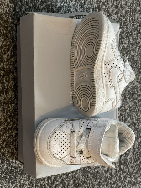 nike trainers size 3.5 uk