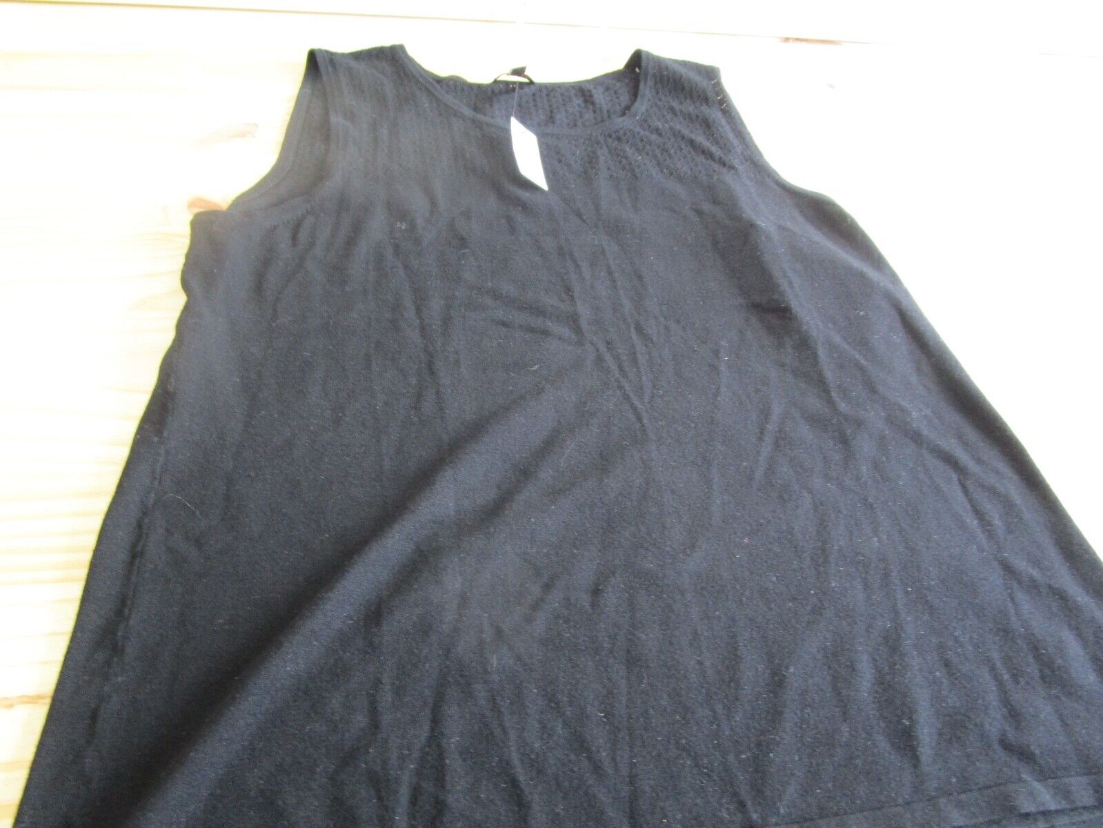 Picture 1 of 6