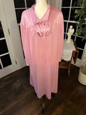 Vintage Pink Robe Plus Size Vanity Fair 3XL 1980s Nightwear Buttonup Loungewear