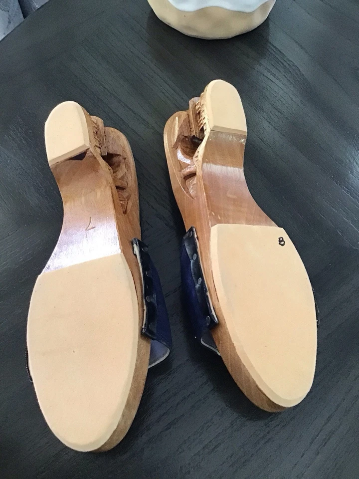Rare, 1940’s Dr. Scholls Shoes, Slides, Clogs Blue Velvet Beaded,hand Carved 9.5 - Image 4 of 4