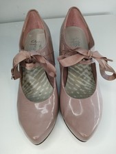 Clarks Cushion Soft Country Revel Heather Patent Ribbon Laced Heeled Shoes Sz 5