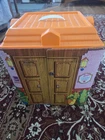 Vintage 1973 Mattel Barbie Country Living Home Fold-Out with 1970's Furniture