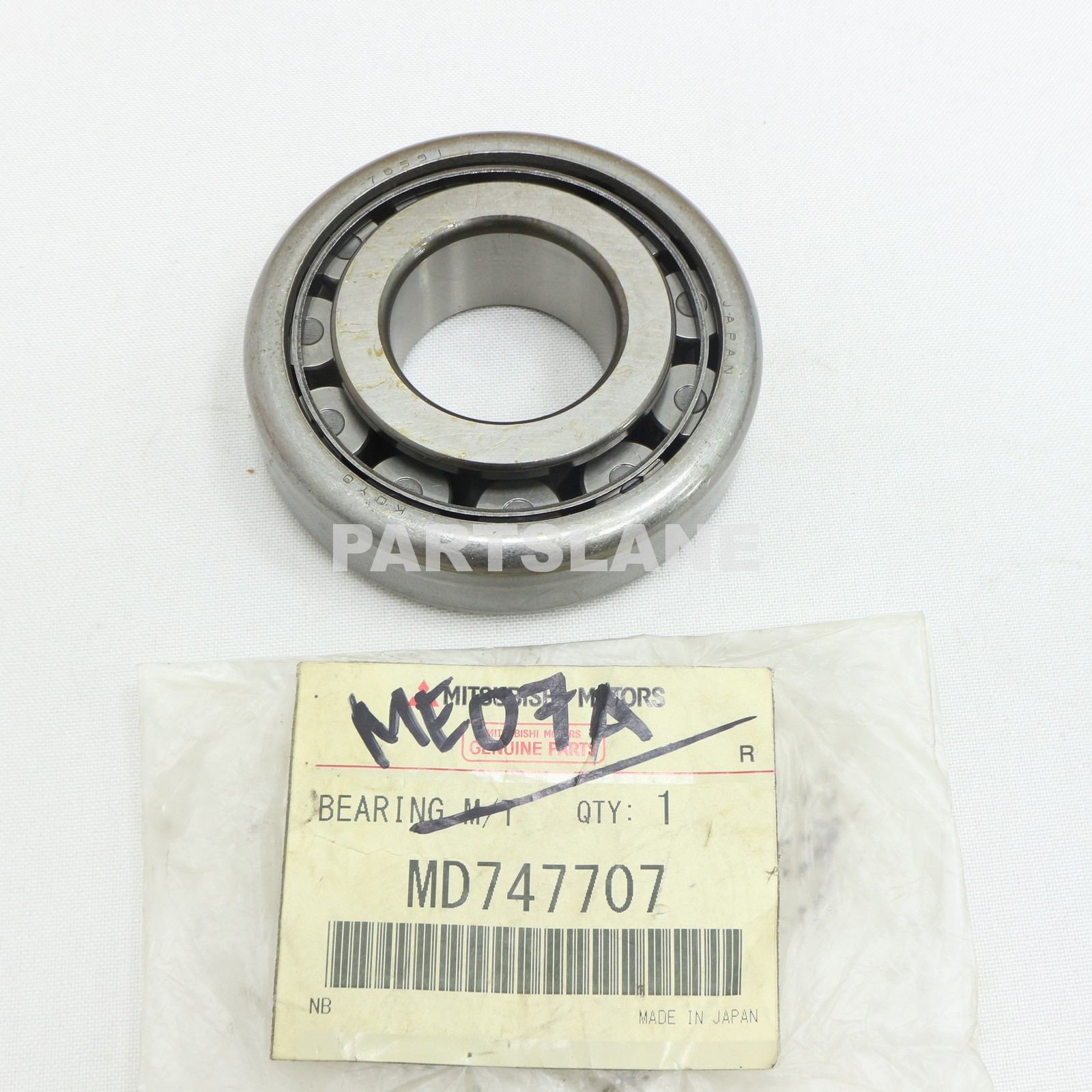 MD747707 Mitsubishi OEM Genuine BEARING, M/T OUTPUT SHAFT