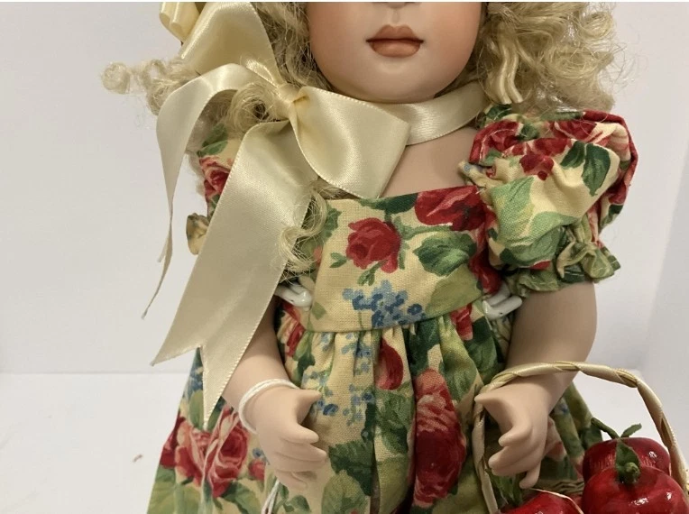 ULTRA RARO Muñeca Lawton Días de Verano Centro de Mesa LE 25 1er Gremio de Coleccionistas FIRMADO Foto 4 de 4