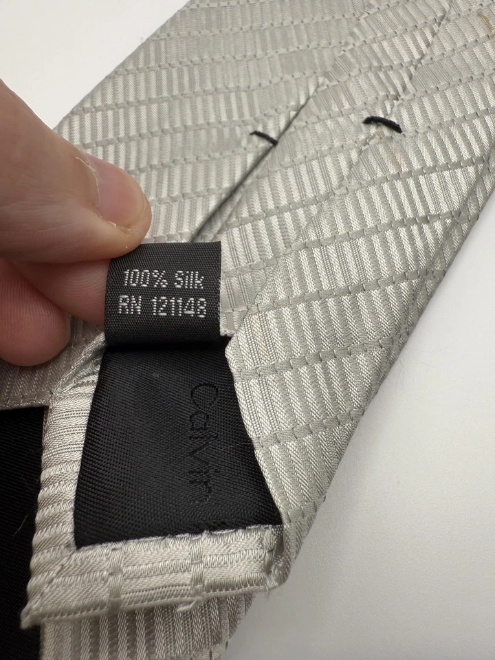 Corbata Calvin Klein Para Hombre Seda Diagonal Rayas Patrón Clásica Formal Ropa de Trabajo Foto 4 de 4