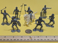 Marx Knights ,silver, Playset,Full Set of 7, horse 54mm , toy soldiers, vintage