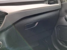 ESCAPE    2020 Glove Box 4865174