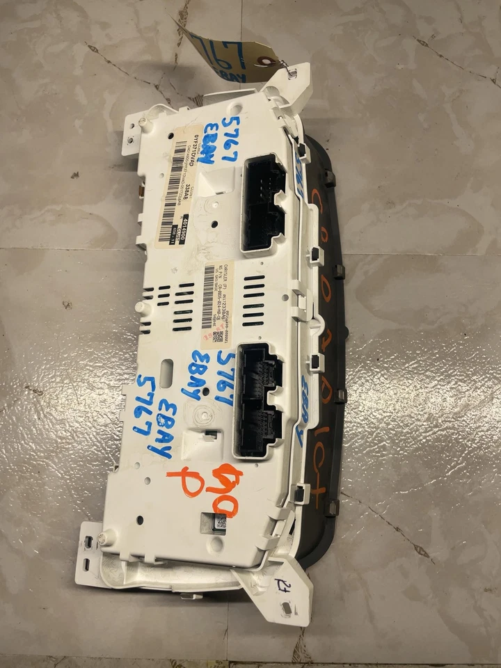 2008 JEEP PATRIOT 08 COMPASS Speedometer Instrument Cluster OEM - Image 4 of 4