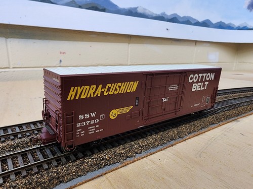 HO Athearn Genesis SSW 23729 Cotton Belt 50' boxcar | Condition: Used