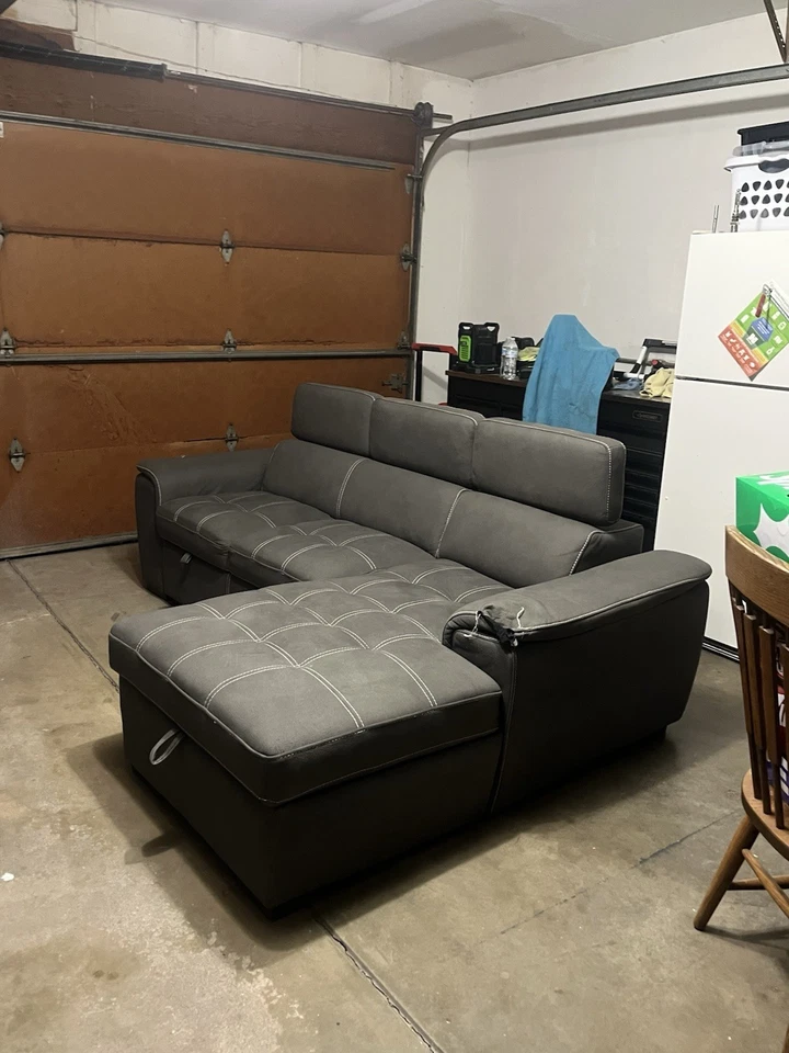 Sofá seccional Foto 2 de 4