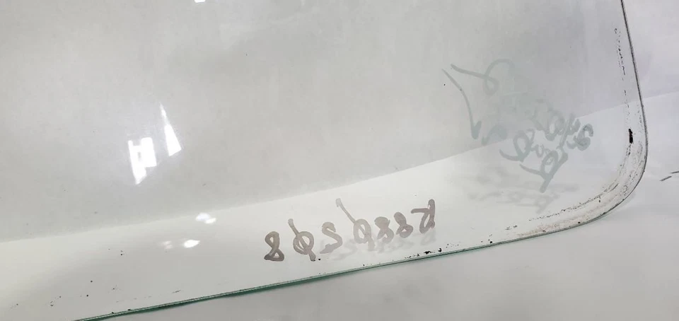 1978 1979 Ford F250 OEM Fixed Back Glass Only - Image 4 of 4