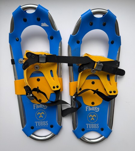 Pre-Owned Discontinued TUBBS Snowshoes FLURRY, 18" Kid Youth Size Snow Shoes