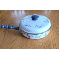 crowning touch blue garland enamel pan floral cottage core vintage