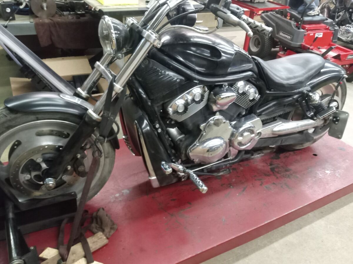 2006 Harley Davidson VRSCD engine intake cam camshaft 2006 Harley Davidson VRSCD engine intake cam camshaft