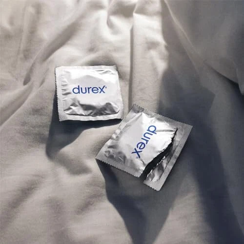 Durex Invisible Preservativi Ultrasottili (54 mm) Elevata sensibilità - Foto 6 di 7