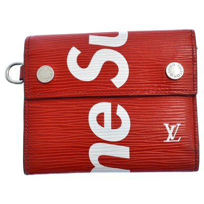 supreme wallet with chain