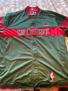 bucks warm up jacket