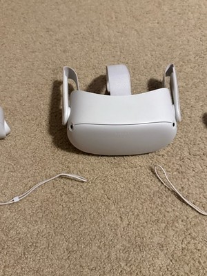Broken Oculus Quest 2 256GB VR System KW49CM LCD Burns/Bright