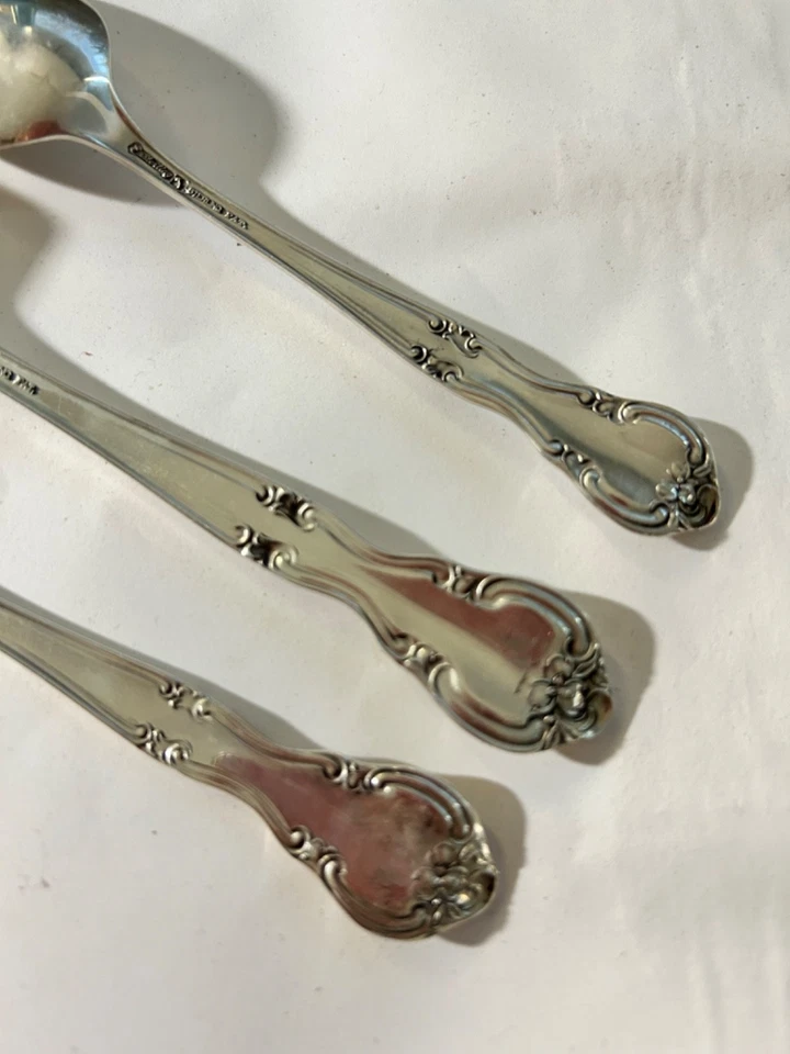 Cubiertos de ley GORHAM.  PASCUA, PATRÓN CLÁSICO AMERICANO, TRES PIEZAS Foto 3 de 4