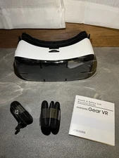 Samsung Gear VR White Black Oculus 360° Portable Smartphone VR Headset