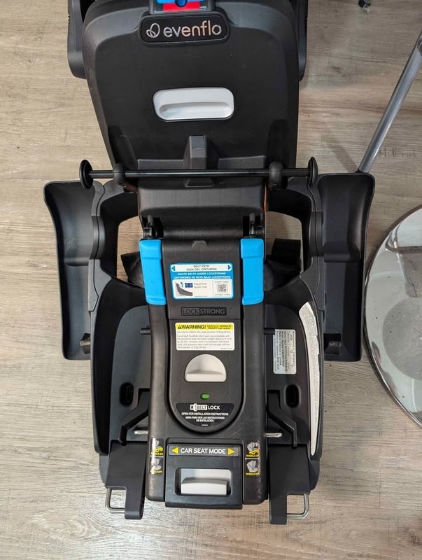 Evenflo Shyft Dualride Base