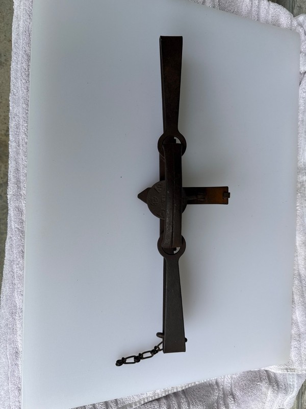 Vintage steel trap  Newhouse Sargent Oneida