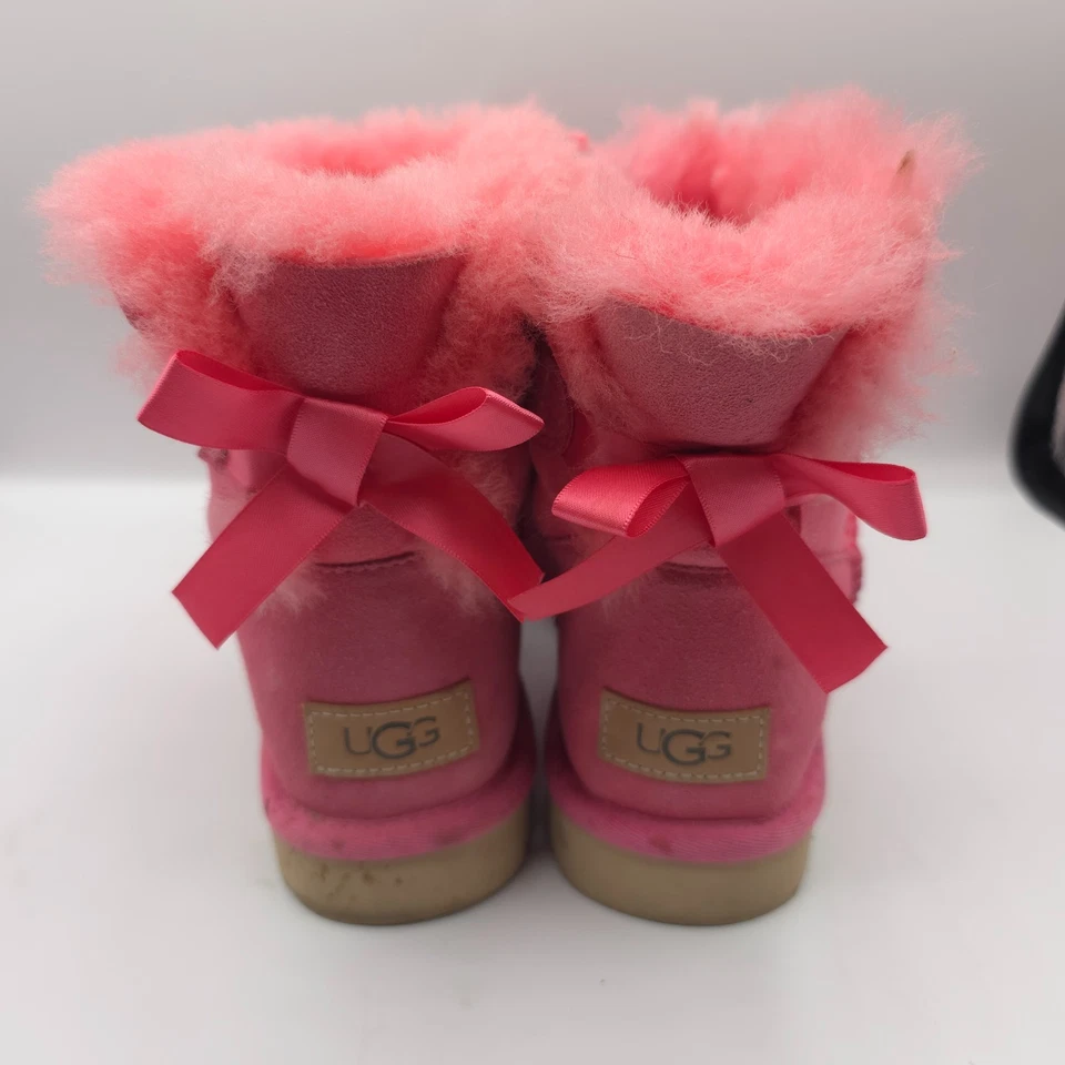 Bota UGG Mini Bailey Bow ll para mujer talla 6 botines de piel sintética rosa piel de oveja LEER Foto 3 de 4