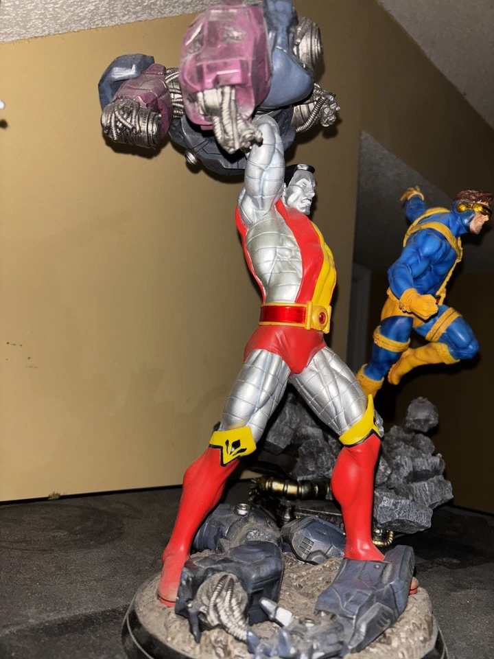 Estatua Coloso Diamante Seleccionar Marvel Premier Premiere Collection Foto 3 de 4