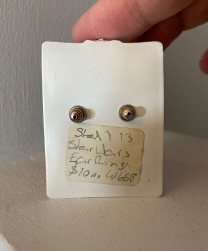 Vintage 1977 Star Wars C-3PO Stud Earrings 20th Century Fox - Picture 2 of 4