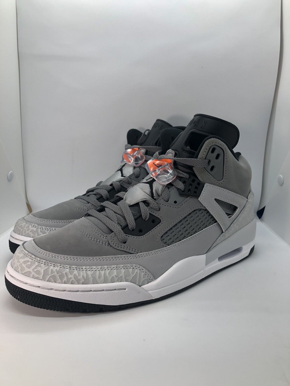 cool grey spizikes