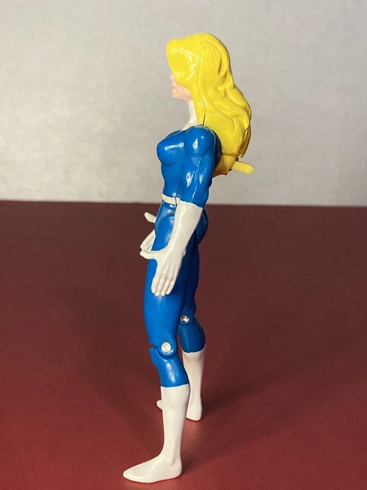 Figura de acción suelta ToyBiz Marvel Fantastic Four Invisible Woman 1995 5"  Foto 3 de 4