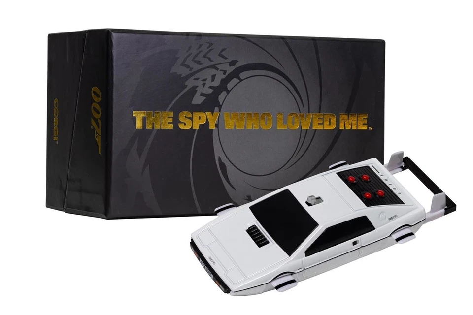 Corgi 1:36 James Bond Lotus Esprit Submarine The Spy Who Loved Me - CC04514 - Image 3 of 4