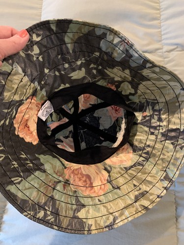 Nordic House Designs (NYC) Bucket Hat. Floral Design. - Picture 2 of 4