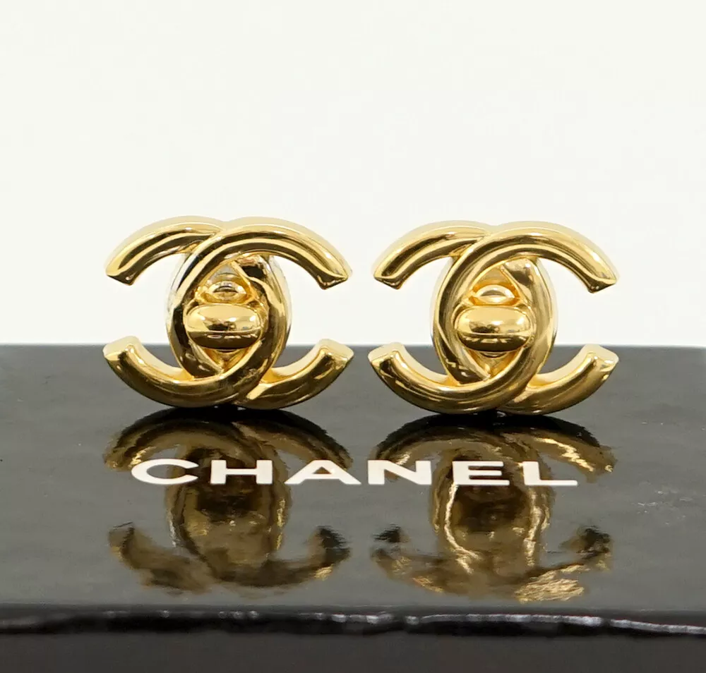 CHANEL Turnlock CC logos Clip On Earrings Gold Tone 97P Auth w BOX
