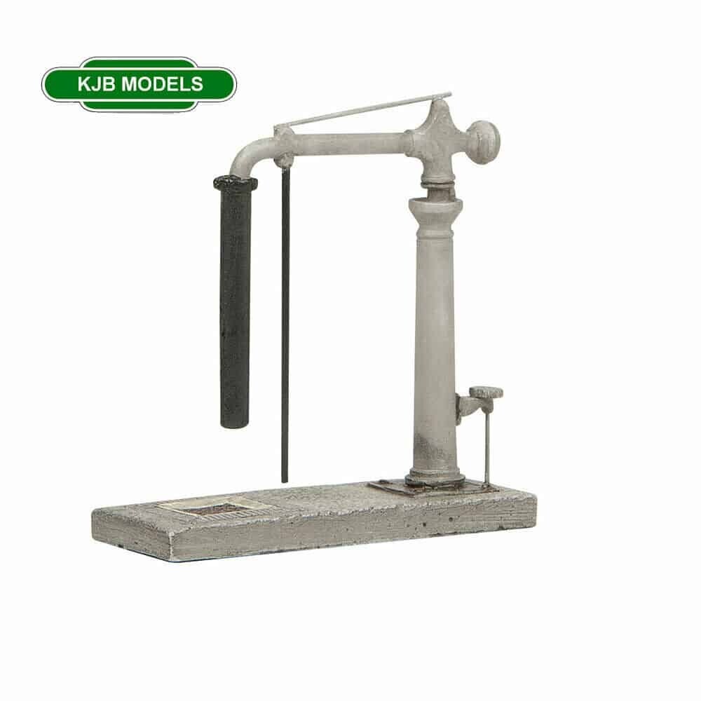 N Gauge Farish Scenecraft 42-572 Midland Water Crane - Platform Mounted