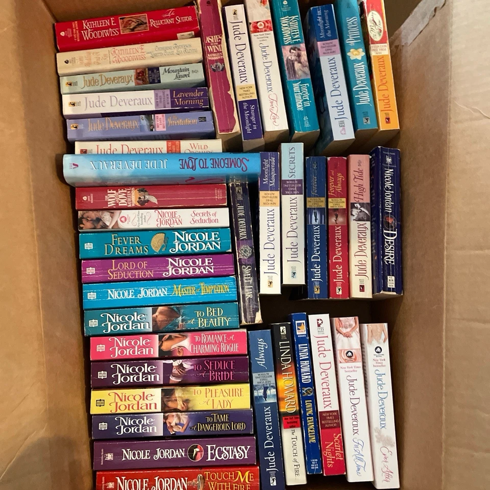 Vintage Romance Books Foto 3 de 4